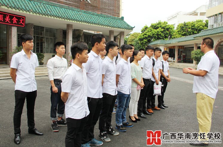 �����������ѧУ