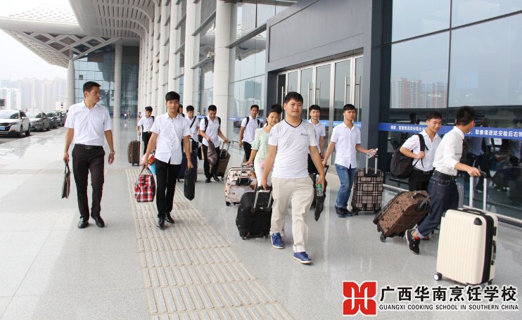 �����������ѧУ