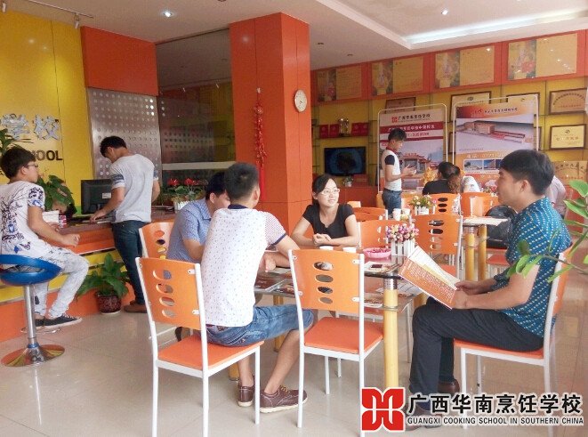 �����������ѧУ