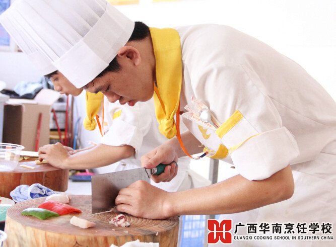 �����������ѧУ