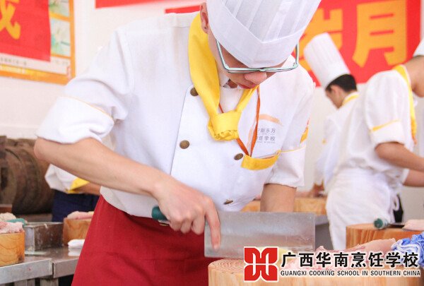 �����������ѧУ