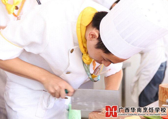 �����������ѧУ